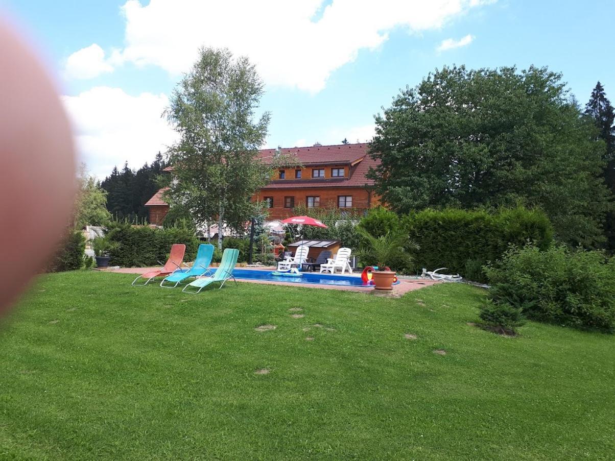 Penzion Planicka Černá v Pošumaví Exteriör bild